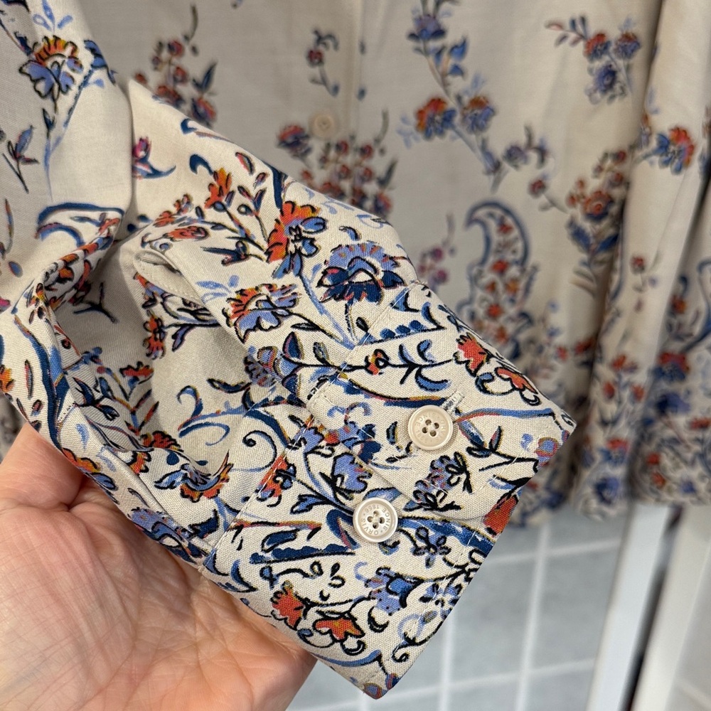 Orvis 100% Silk Women’s Floral Cream Button-Down Shirt Size Small - Picture 4 of 6